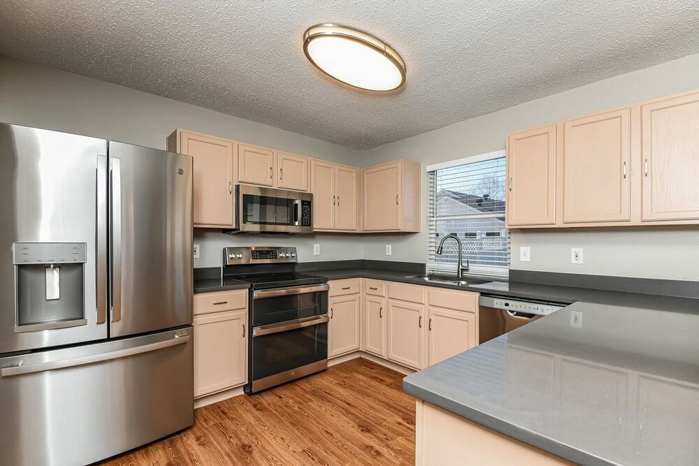 3340 Chapel Ridge Way - Photo 7 of 17