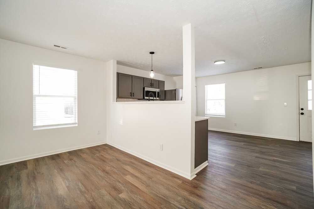 520 Wyndham Ridge Dr - Photo 6 of 17