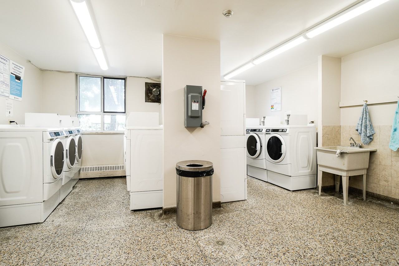 1625 Bloor Street - Photo 7 of 21
