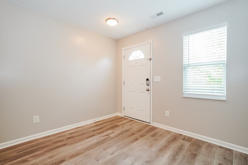 7500 Willow Leaf Dr - Photo 5 of 17