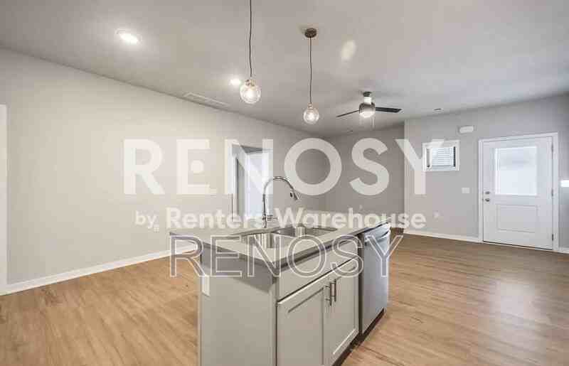 3656 Ne Marissa Ln - Photo 4 of 21