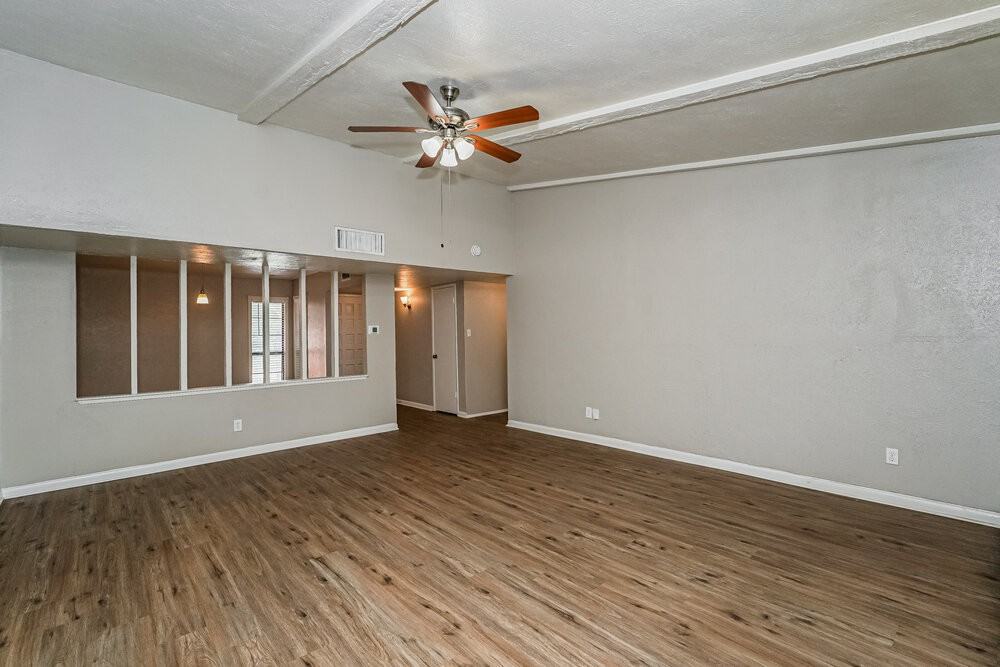 4141 Yellowleaf Dr - Photo 3 of 16