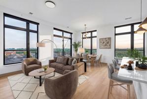 featured image of 640 Wisconsin Ave N