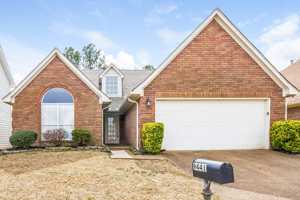featured image of 9441 Club Walk Ct