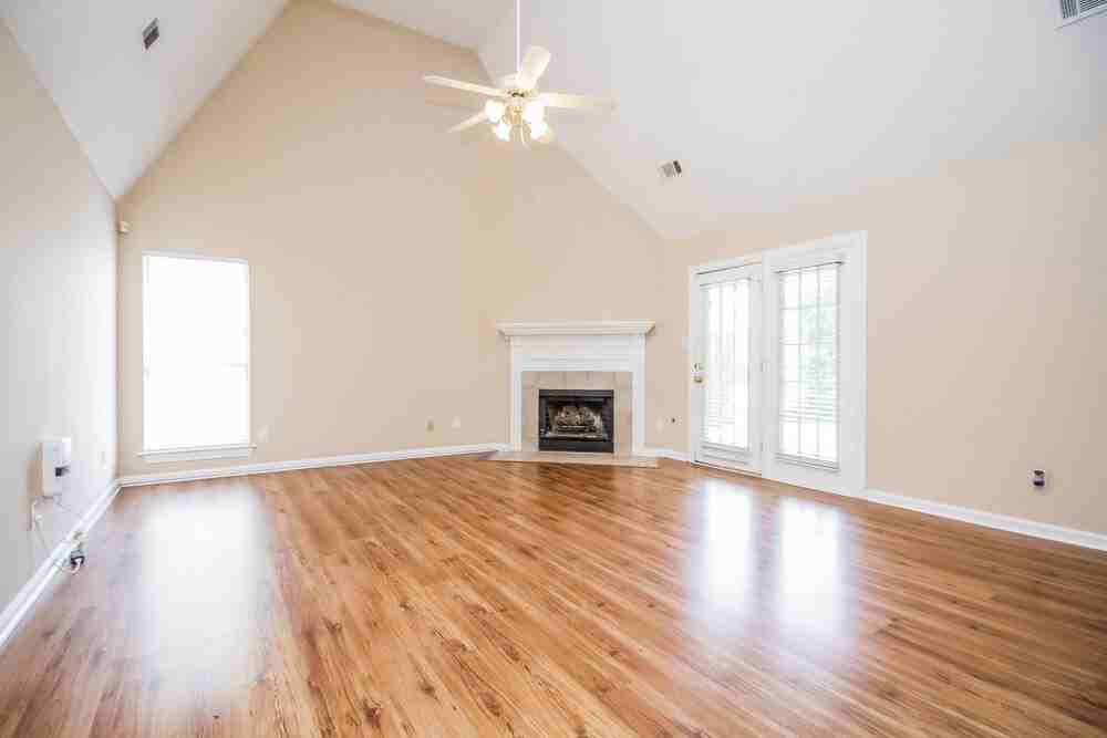 9441 Club Walk Ct - Photo 2 of 10