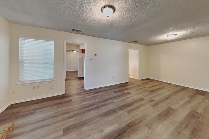 3405 Republic Dr - Photo 2 of 16