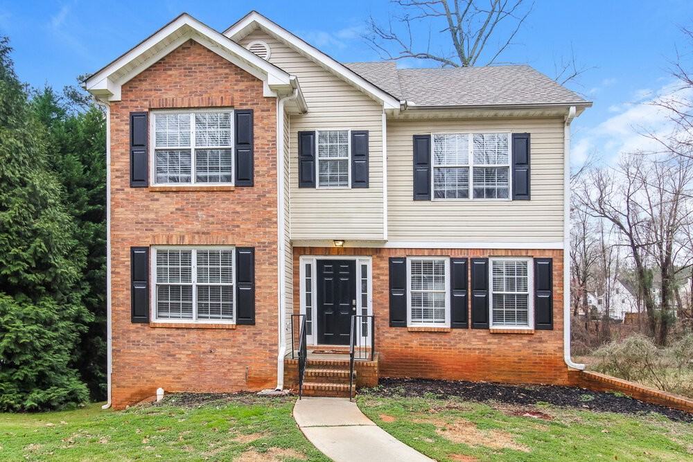 110 Rosewood Cir