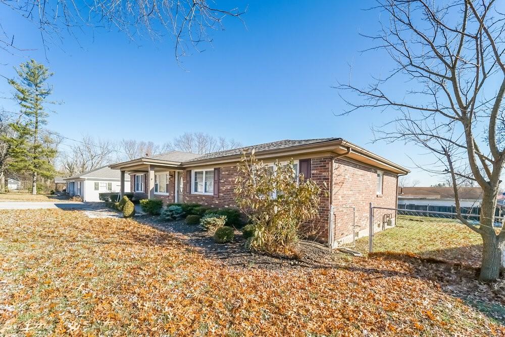 6506 Missionary Ridge Dr - Photo 2 of 24