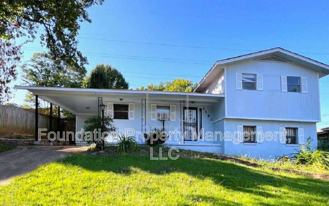 2582 Capewood Dr - Photo 1 of 1