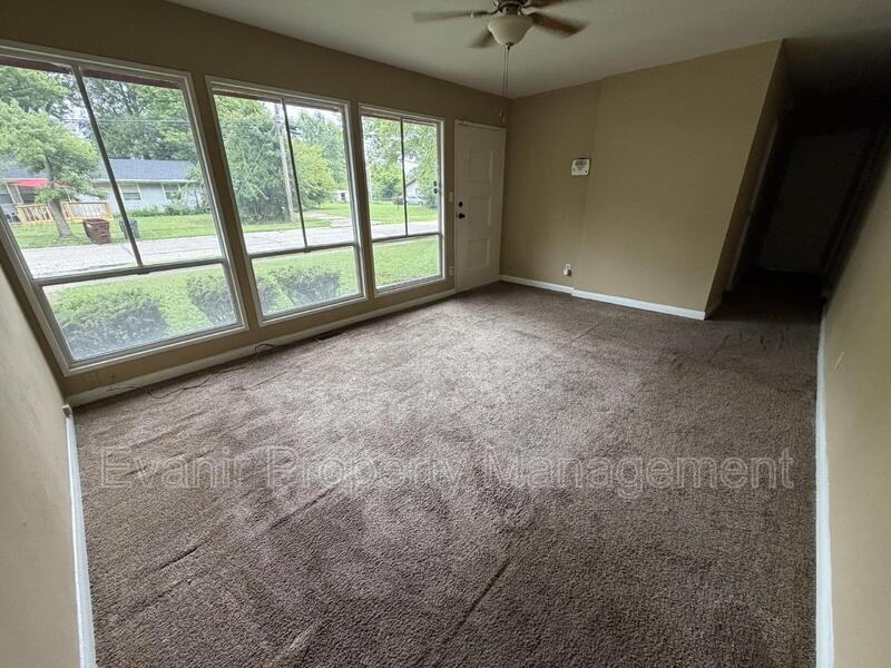 5176 Rucks Rd - Photo 7 of 30