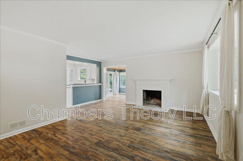 3635 Vacation Ln - Photo 6 of 39