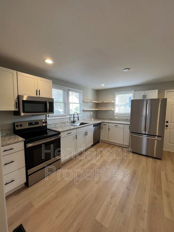2001 Plaza Ave - Photo 2 of 10