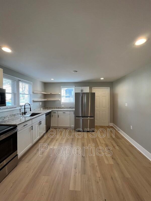 2001 Plaza Ave - Photo 3 of 10