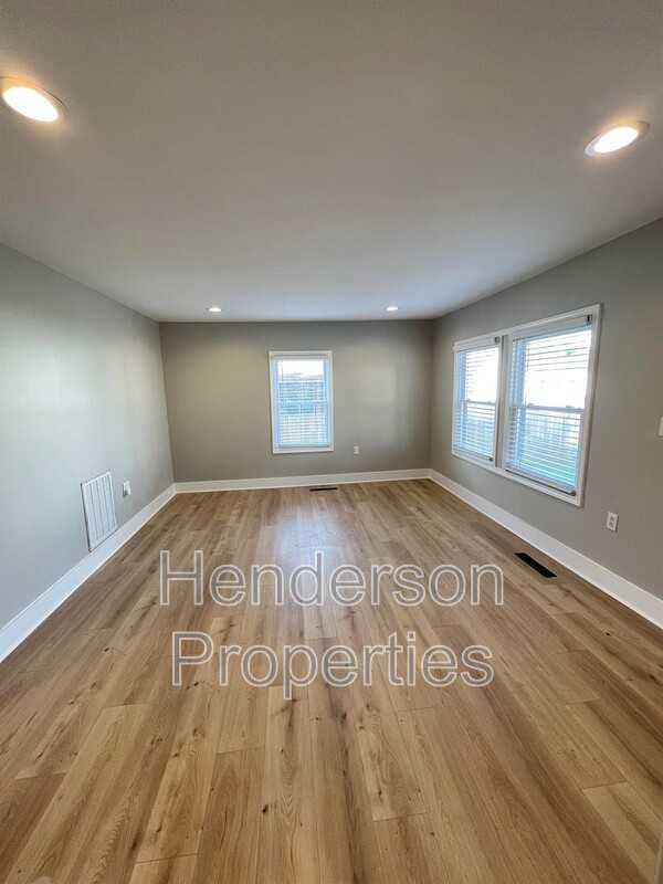 2001 Plaza Ave - Photo 5 of 10