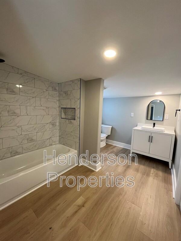 2001 Plaza Ave - Photo 7 of 10