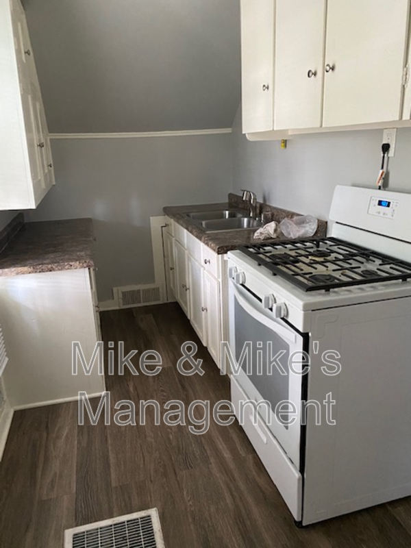 2969 N 48th St #A - Photo 5 of 24