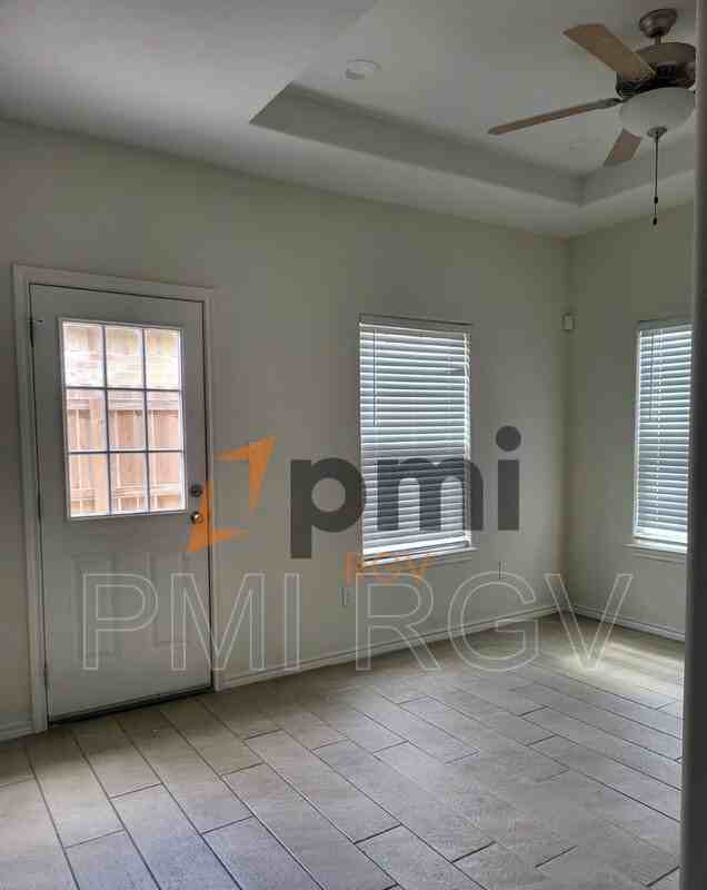 5600 Nightingale Ave #3 - Photo 5 of 25