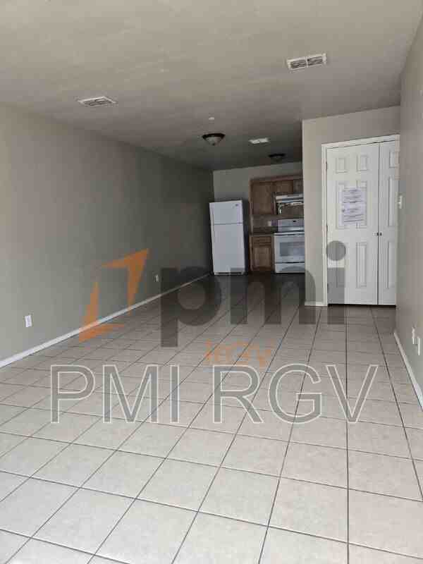 2904 N 32nd St #1 - Photo 6 of 10