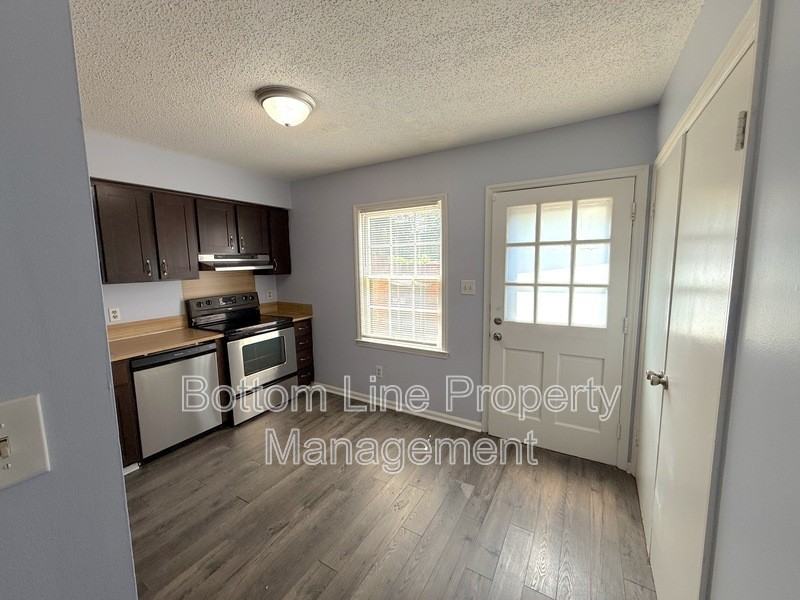 4633 Old Lantern Way - Photo 2 of 14