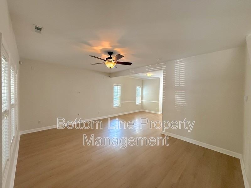 13129 Windy Lea Ln - Photo 4 of 20