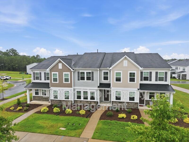 2312 Kasota Ln - Photo 6 of 41