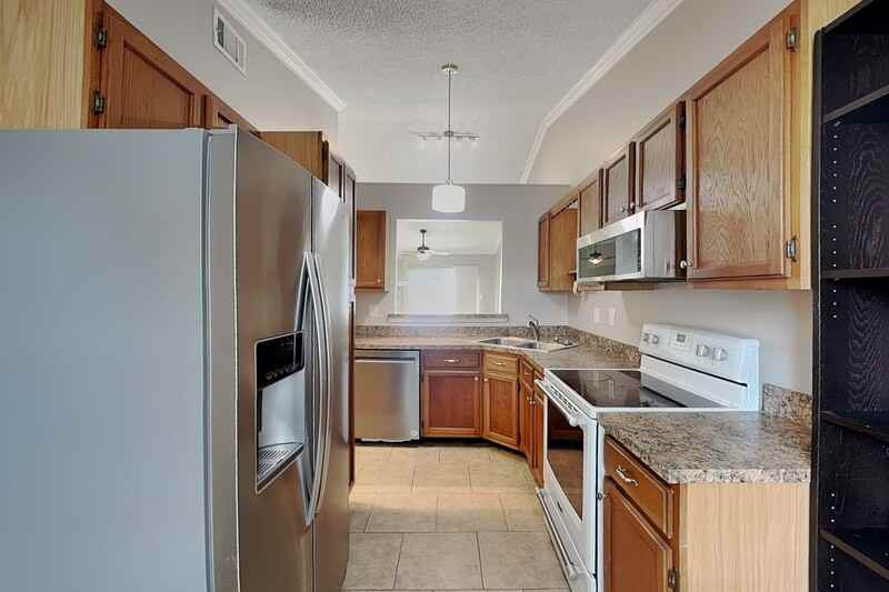 111 Hidden Arbor Ct - Photo 3 of 18