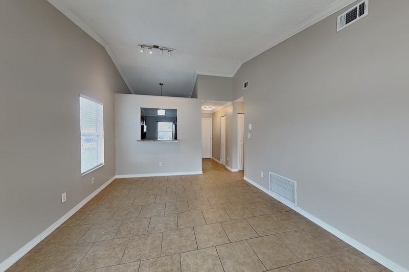 111 Hidden Arbor Ct - Photo 5 of 18