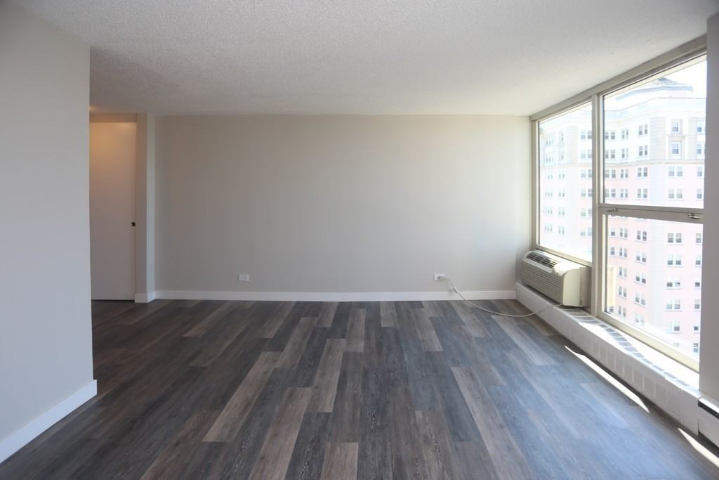 5600 N Sheridan Rd #7C - Photo 6 of 14