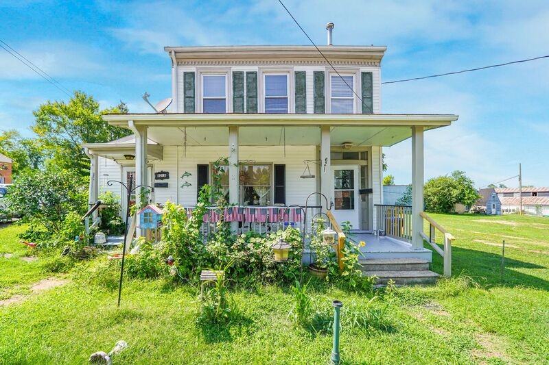 621 Lafayette Blvd - Photo 2 of 19