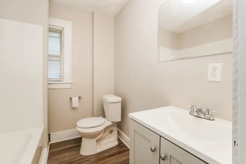 586 Johnston Court - Photo 5 of 8