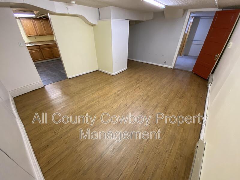 170 1/2 N 8th St - Photo 5 of 12