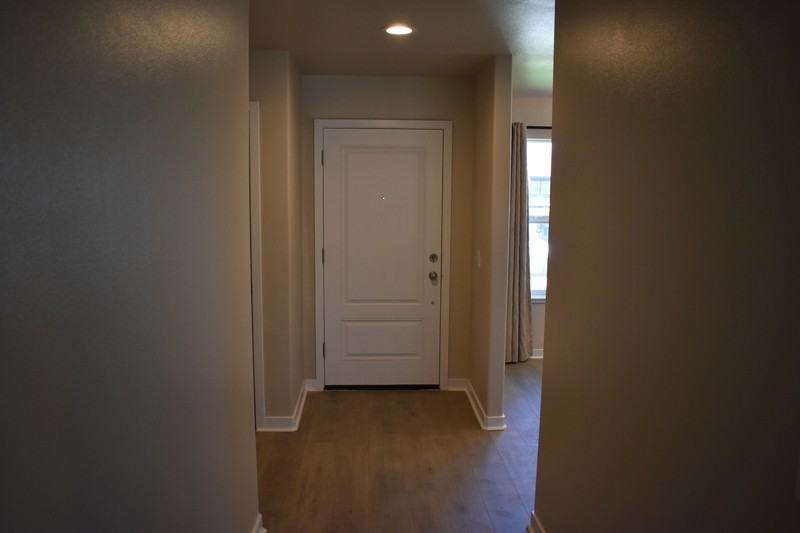 524 Janell Ct - Photo 6 of 37