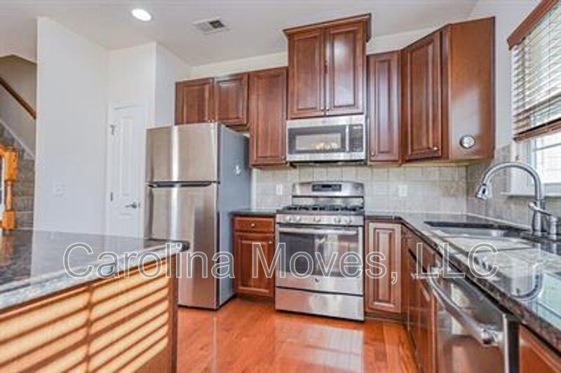 414 Christiane Way - Photo 6 of 19