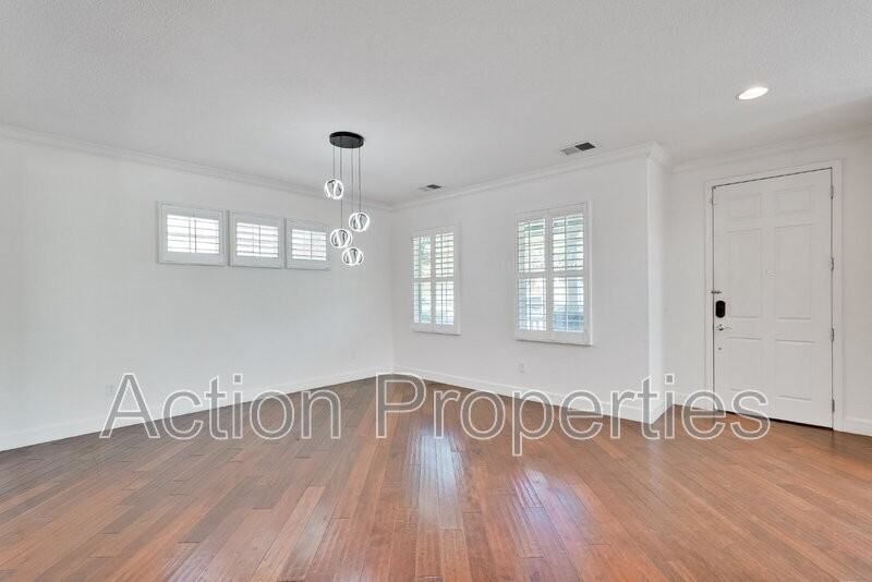 675 W Esplanade Dr - Photo 7 of 38