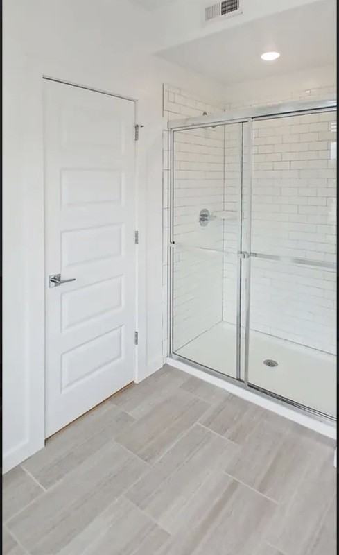 1219 Bainbridge St #B - Photo 7 of 26