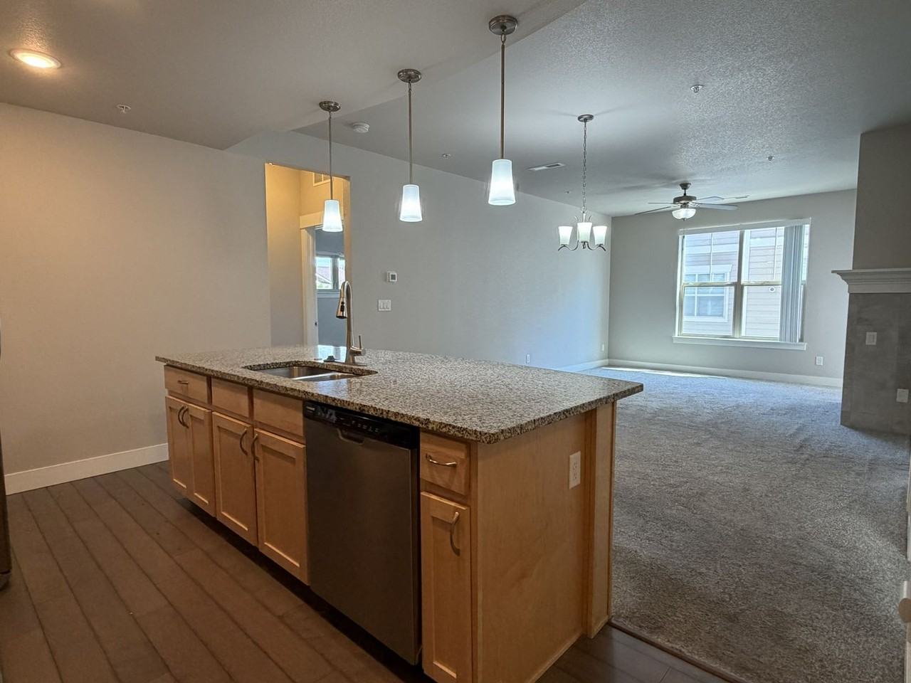 4642 Hahns Peak Dr - Photo 6 of 17