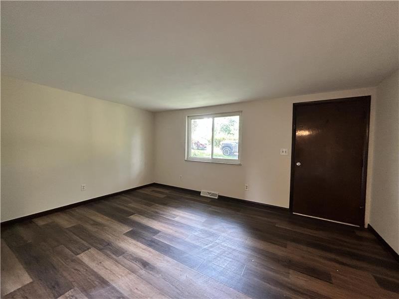 58 Decca Ln #3 - Photo 2 of 7