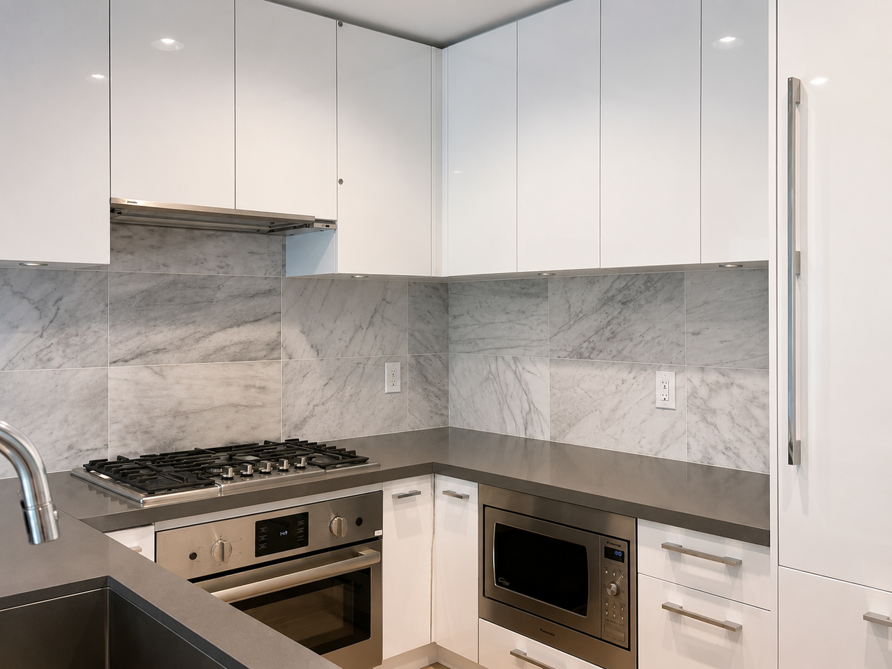 5638 Birney Avenue - Photo 4 of 15