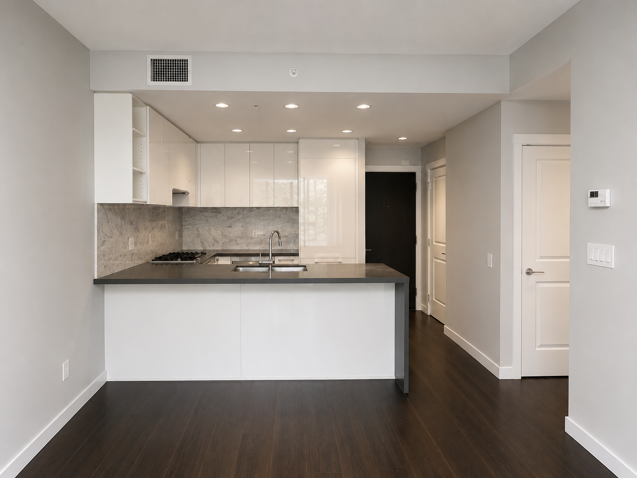 5638 Birney Avenue - Photo 5 of 15