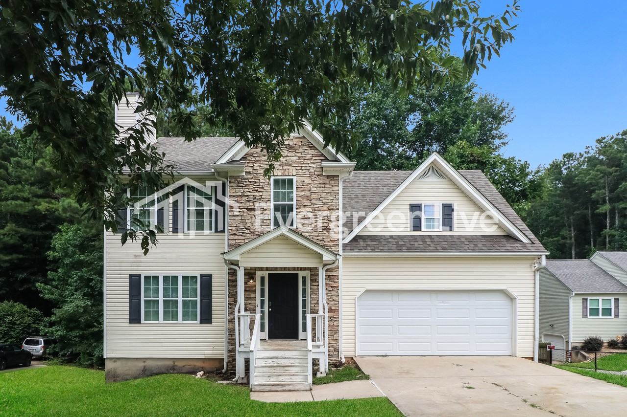 186 Hawthorn Dr
