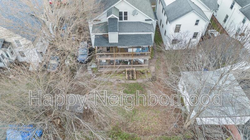 209 Pearl Streetunit - Photo 6 of 10