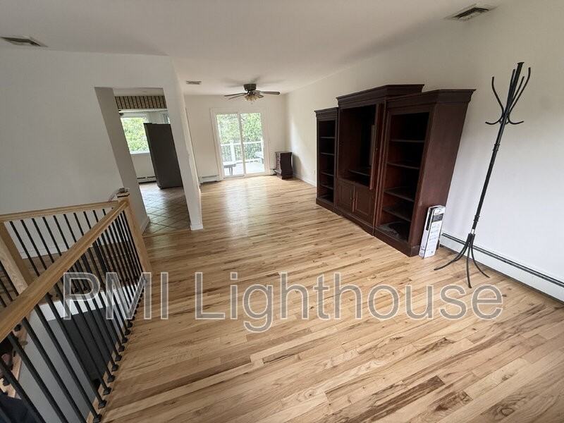 2077 Feuereisen Ave - Photo 5 of 25