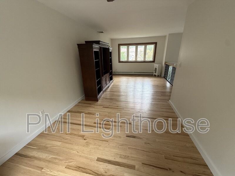 2077 Feuereisen Ave - Photo 6 of 25