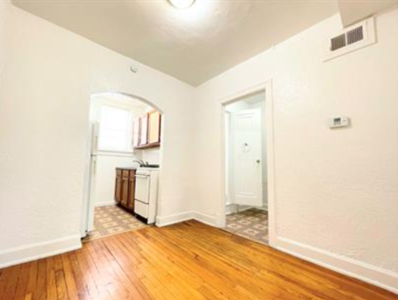 3619 Hereford St #2S - Photo 3 of 7