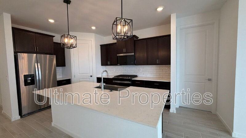 17875 W Washington St - Photo 2 of 11