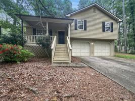 featured image of 555 Browning Cir