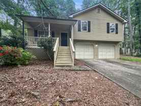 555 Browning Cir - Photo 1 of 1