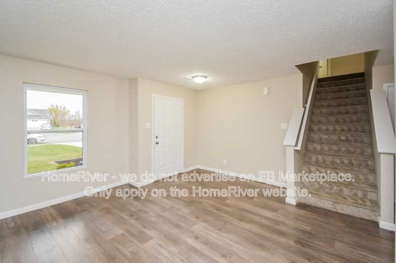 524 Runnymede Ct - Photo 2 of 21