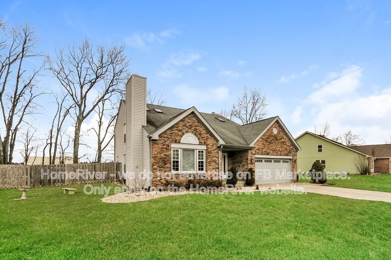 912 Farmview Ln - Photo 2 of 19