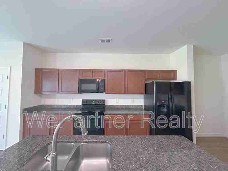 1831 Campbell Oaks Dr - Photo 5 of 13